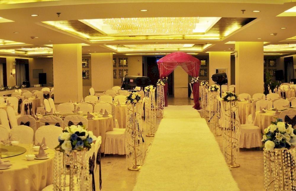 Changchun Jilin Ya Tai Hotel Bagian luar foto