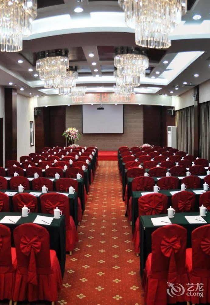 Changchun Jilin Ya Tai Hotel Bagian luar foto