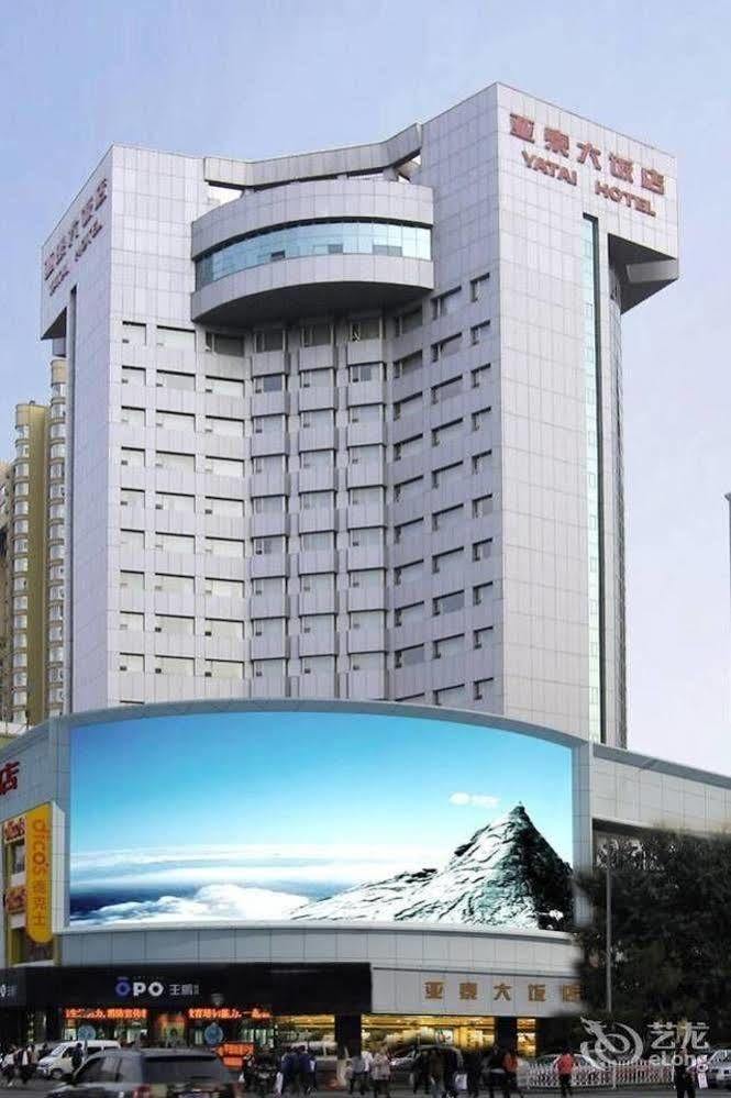 Changchun Jilin Ya Tai Hotel Bagian luar foto